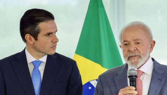 O presidente Luiz Inácio Lula da Silva e o presidente da Câmara dos Deputados, Hugo Motta  •...