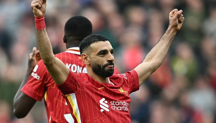 Salah deixa o Liverpool como ídolo do clube — Foto: Paul ELLIS / AFP