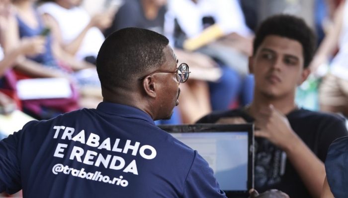 Prefeitura do Rio publica decreto para institucionalizar políticas antirracistas nos órgãos e ...