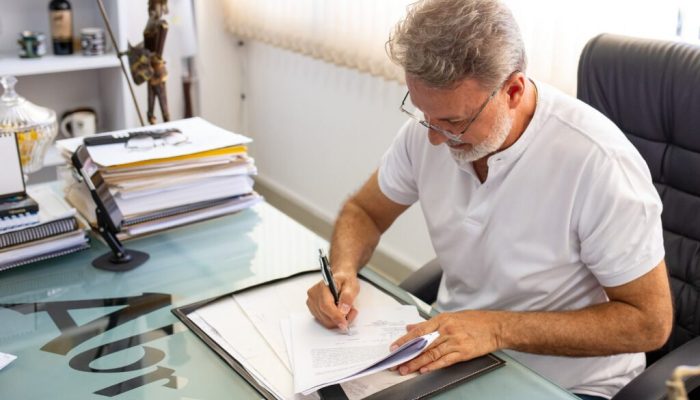 Assinatura-do-termo-de-novas-Vagas-de-Cursos-Firjan-18-08-2026-9-1024x683-1