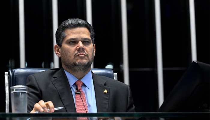 Copia-de-Copia-de-Copia-de-Copia-de-Copia-de-Copia-de-Copia-de-CAPA-15