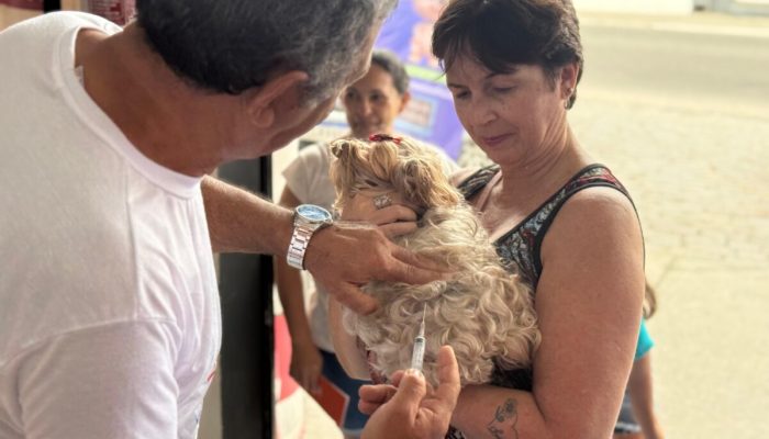 Feira-de-Adocao-com-vacinacao-antirrabica-em-Cabo-Frio-10-1