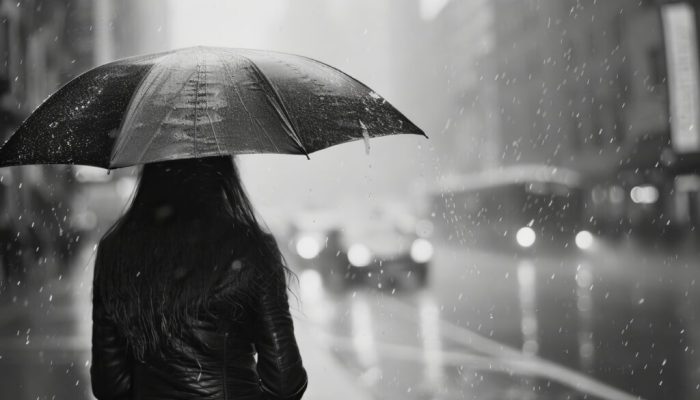 black-white-image-sad-woman-1024x683-1
