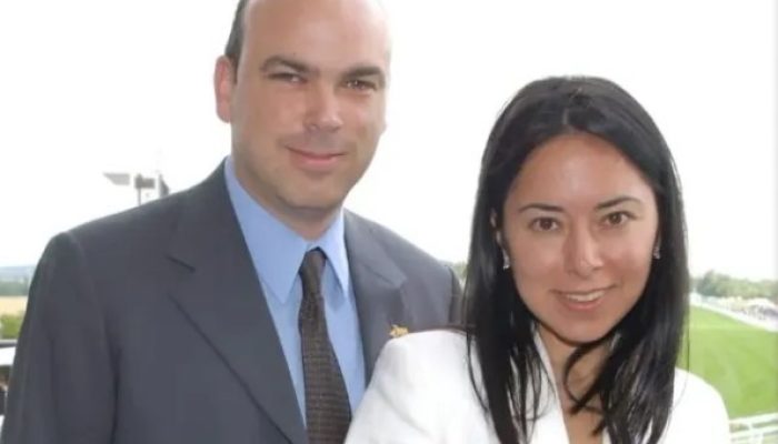 Mike Lynch e Angela Bacares — Foto: Reprodução