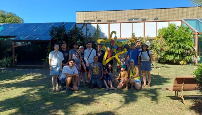 capoeiristas-franceses-visitam-a-casa-de-cultura-de-rio-das-ostras-whatsapp-image-2026-07-17-at-13.12.00