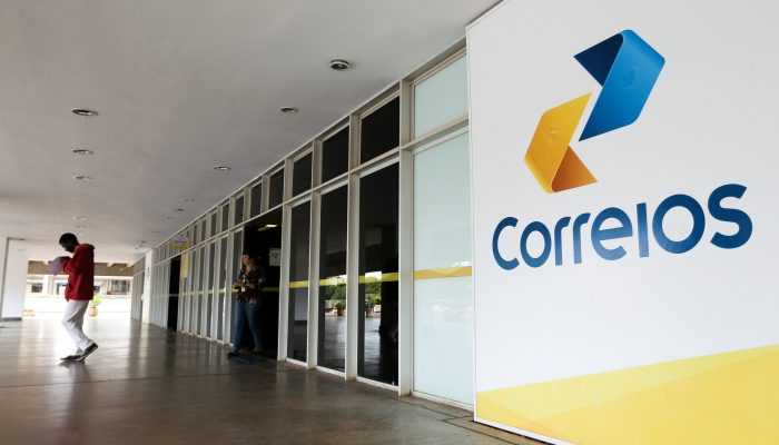 Correios: demissões estão prevista para ocorrer ao longo de 2026 e 2027 — Foto: Marcelo Camar...