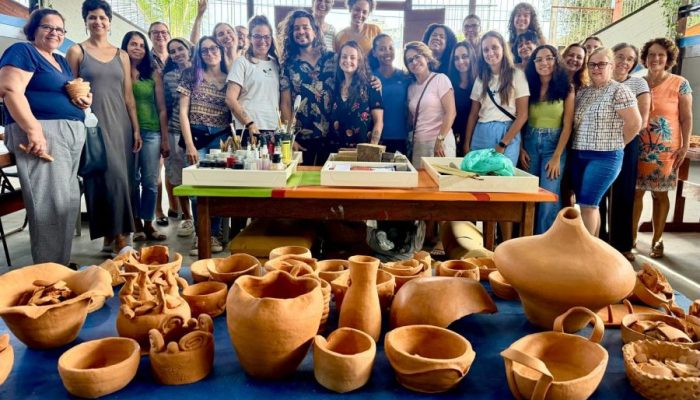 curso-de-ceramica-da-fundicao-realiza-queima-de-pecas-oficina-de-ceramica-conclui-primeira-etapa-com-queima-de-pecas_divulgacao-3