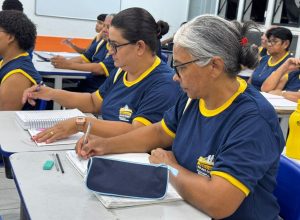 É a sua chance de concluir o Ensino Fundamental e já sair com um certificado técnico no bolso para encarar o mercado de trabalho. As aulas são à noite, pensadas para quem trabalha.