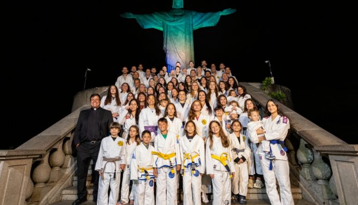 Encontro reuniu diferentes gerações do clã Gracie — Foto: Divulgação