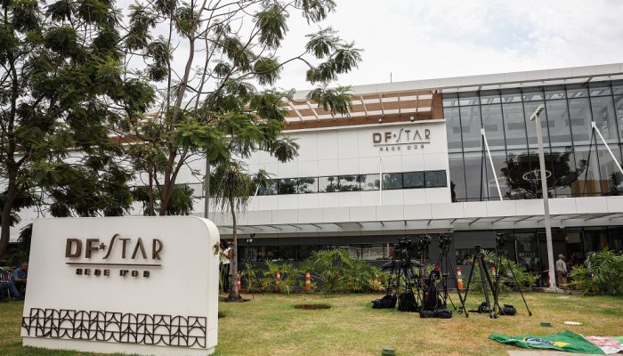 Brasília (DF), 17/09/2025 - Fachada do hospital DF Star, onde Jair Bolsonaro está internado