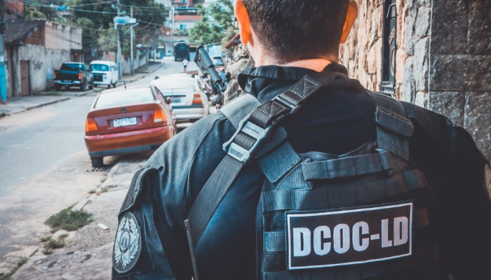 A ação foi conduzida por agentes da Delegacia de Combate ao Crime Organizado e à Lavagem de Di...
