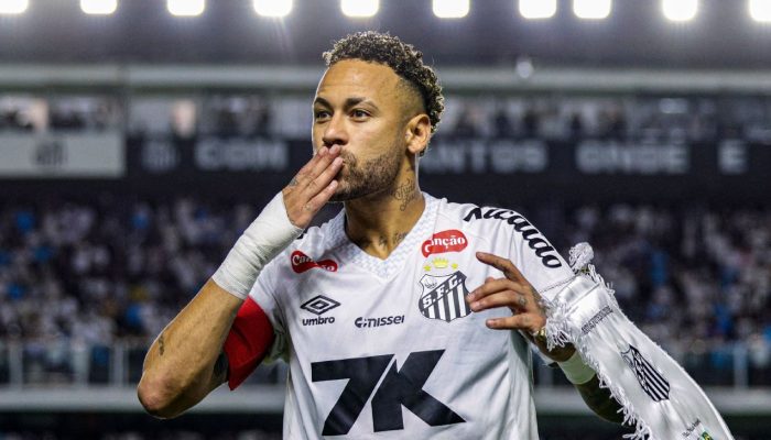 Jornal espanhol chama lateral do Santos de 'novo Marcelo' e põe Milan e Barcelona na briga por c...