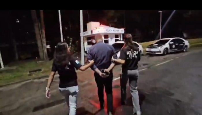 Suspeito foi preso por policiais da Deam de Jacarepaguá — Foto: Reprodução