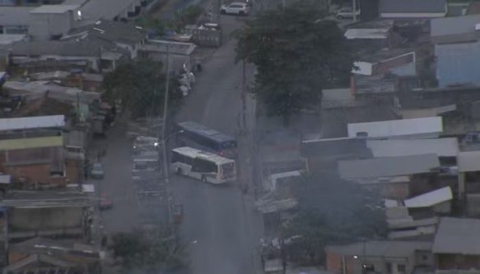 onibus-barricadas-e1783938329885