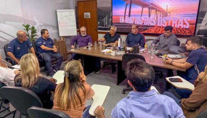 prefeitura-se-reune-com-gestores-em-busca-melhoria-da-saude-reuniao-com-gestores-das-unidades-emergenciais-de-saude-3