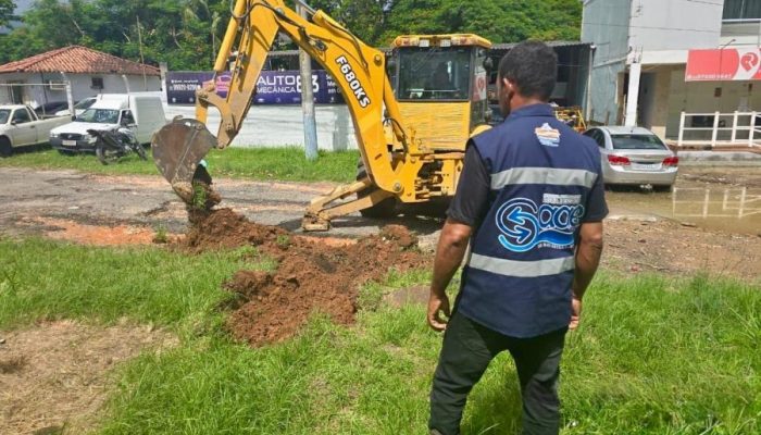 Autarquia atua em várias frentes de trabalho, para escoamento das águas acumuladas com as últi...