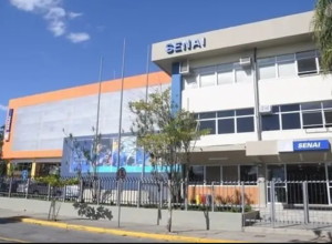 senais