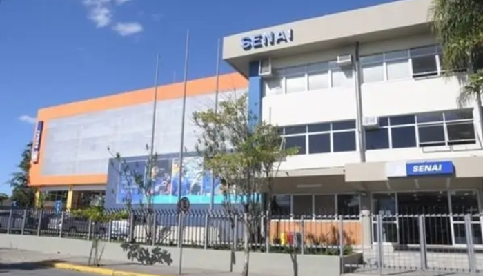 senais