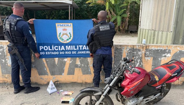 Abordagem a veículo sem placa revela atividade de tráfico em Macaé; detido já tinha passagens por associação para o tráfico