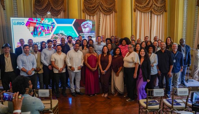 Posse do Conselho Municipal de Favelas — Foto: Iago Campos/ Prefeitura do Rio