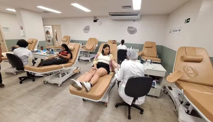 Doadores: o Hemorio tem dificuldades para manter estoques durante o período de carnaval — Foto...