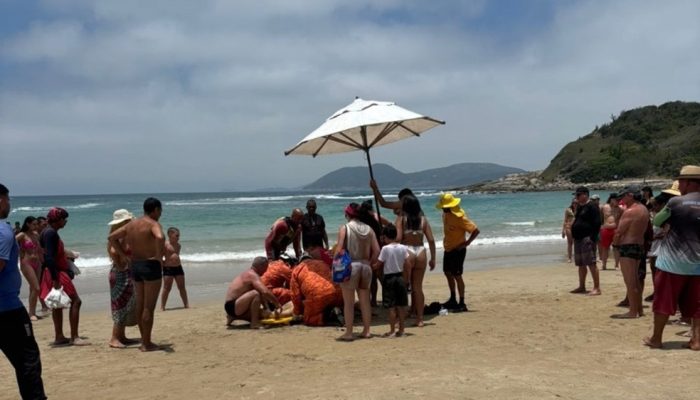 Turista morre após se afogar na Praia das Conchas, em Cabo Frio.  Foto: Reprodução Redes Sociais